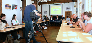 Conférence de presse à la MPCL
